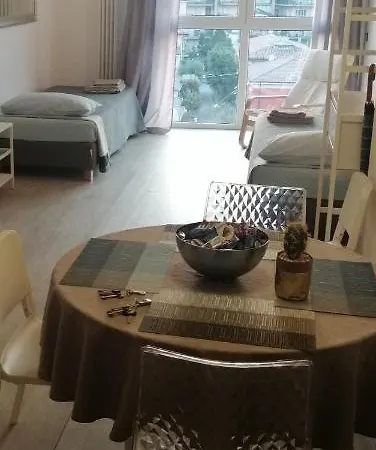 Adam Apartament *