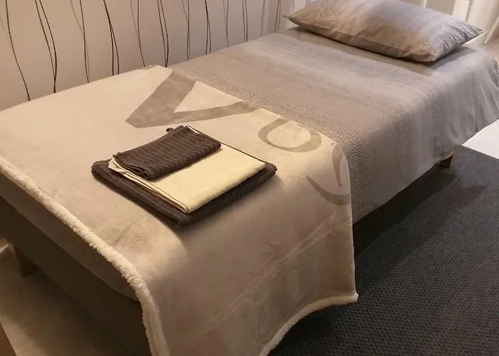 Adam Lejlighed Verona